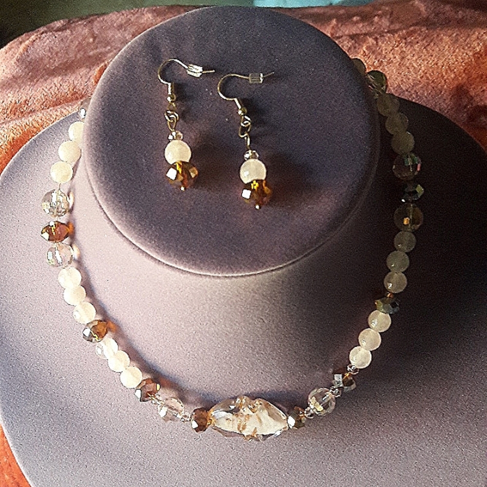 Handmade necklace/earring set pink quartz amber glass beads